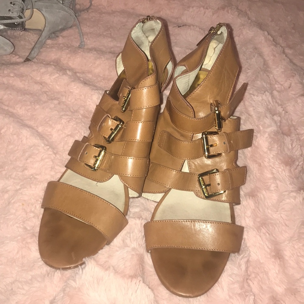 Leather Strap and Buckle Sandal